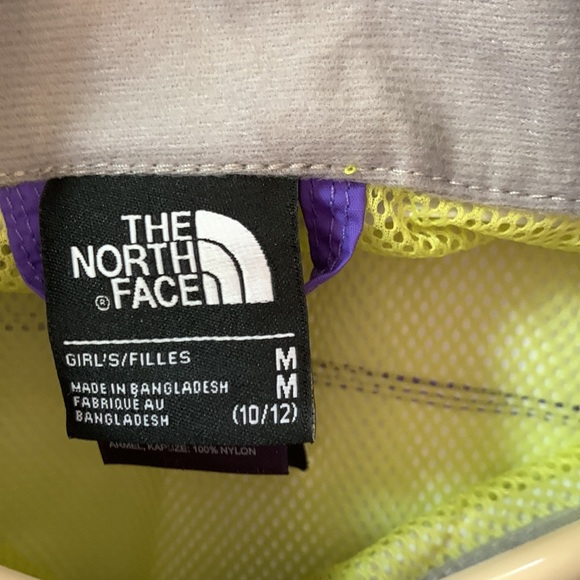 The North Face lightweight coat, HyVent, girls 10-12. - Picture 7 of 10